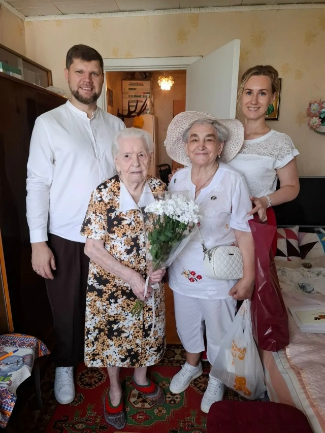 В Южном Тушине чествуют вековых юбиляров!